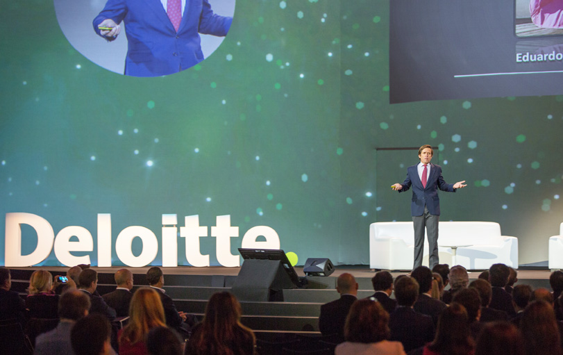 Dávila Miura Coaching de Valor | Conferencia Deloitte